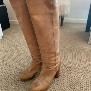 Chloe beige boots size 40